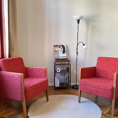 Pearl In Palace District *