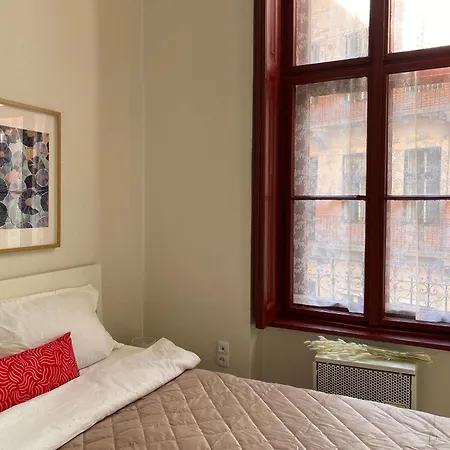 Pearl In Palace District * Budapest